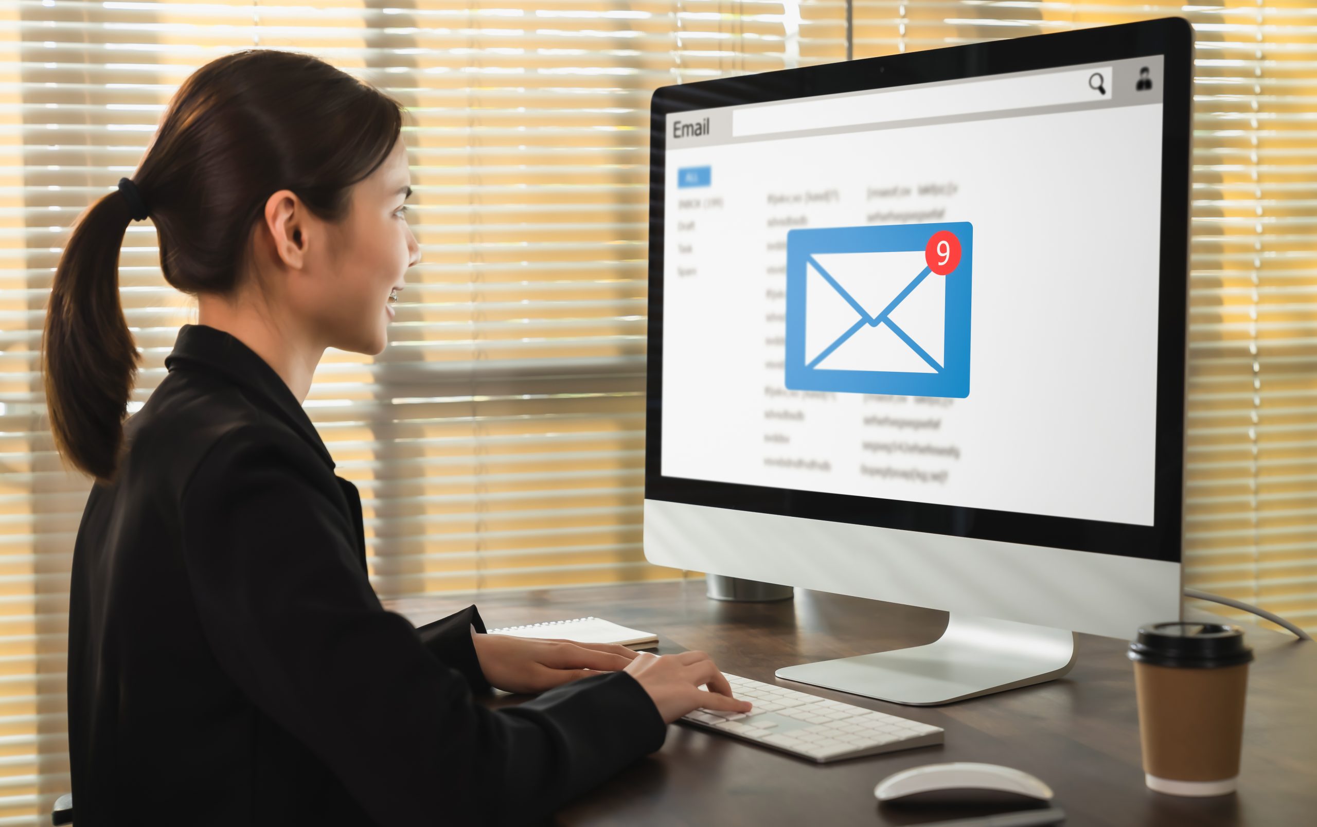 Cara Efektif Melamar Kerja via Email agar Dilihat HRD