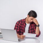 Jangan Disepelekan! Inilah 8 Perilaku Orang Tidak Bahagia di Tempat Kerja yang Sering Tak Disadari